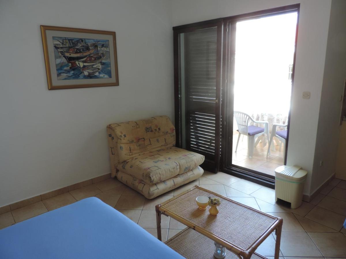 Apartmani Lavanda باغ المظهر الخارجي الصورة