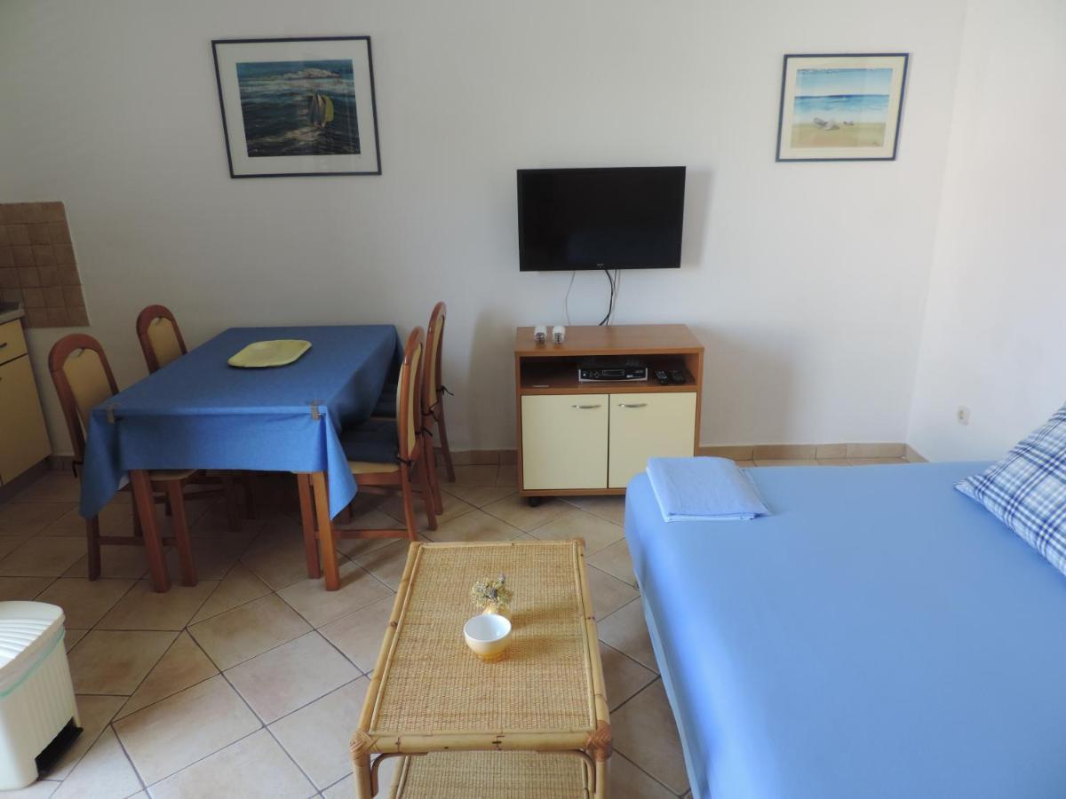 Apartmani Lavanda باغ الغرفة الصورة