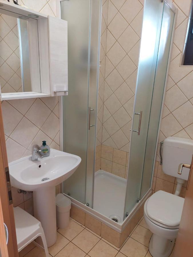Apartmani Lavanda باغ المظهر الخارجي الصورة